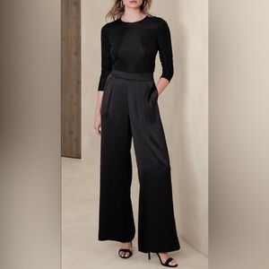 5 for $35 Banana Republic wide leg pants
